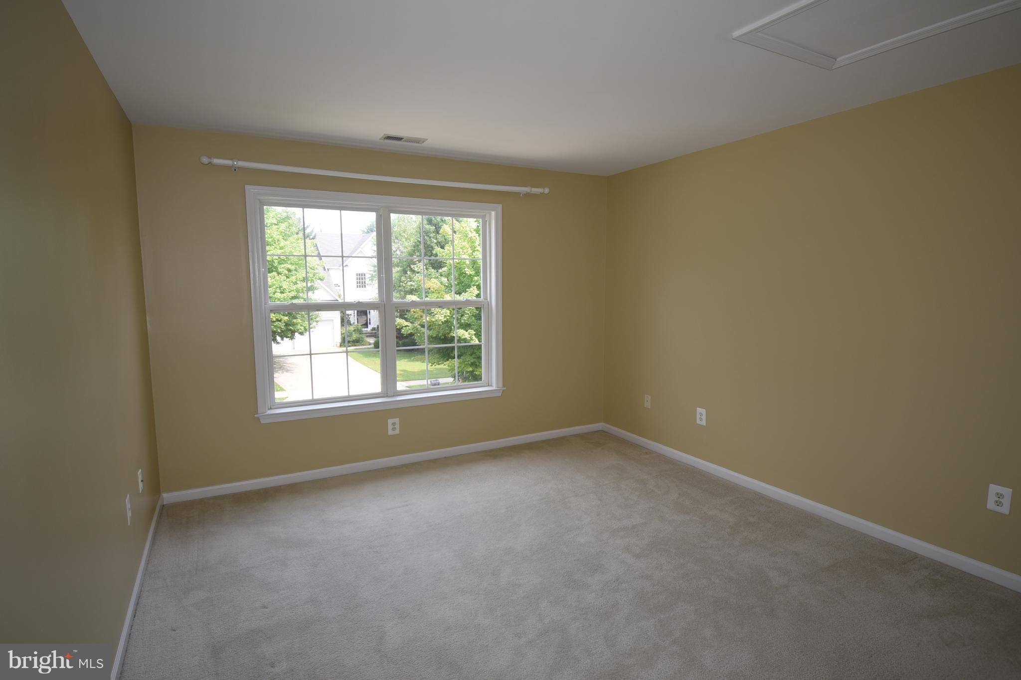 14008 Falconcrest Road Germantown, MD 20874 - Photo 22 of 25 Bedroom