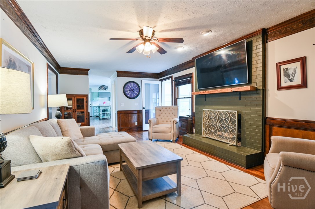 1520 Colonial Drive Good Hope, GA 30641 - Photo 11 of 46 Family Room