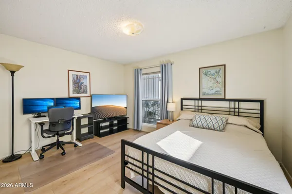 $462,000 | 1035 East Laguna Drive, Tempe, AZ 85282