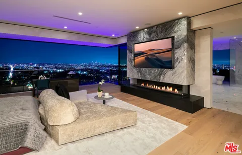 $23,500,000 | 8116 Laurel View Drive, Los Angeles, CA 90069