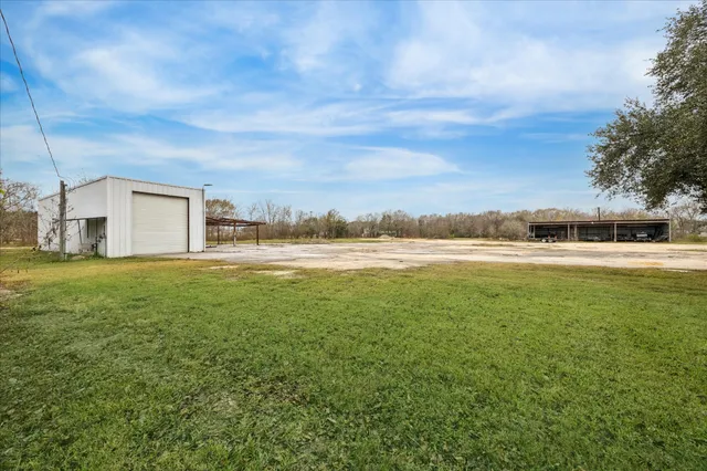 $5,500 | 18126 County Road 125, Pearland, TX 77581