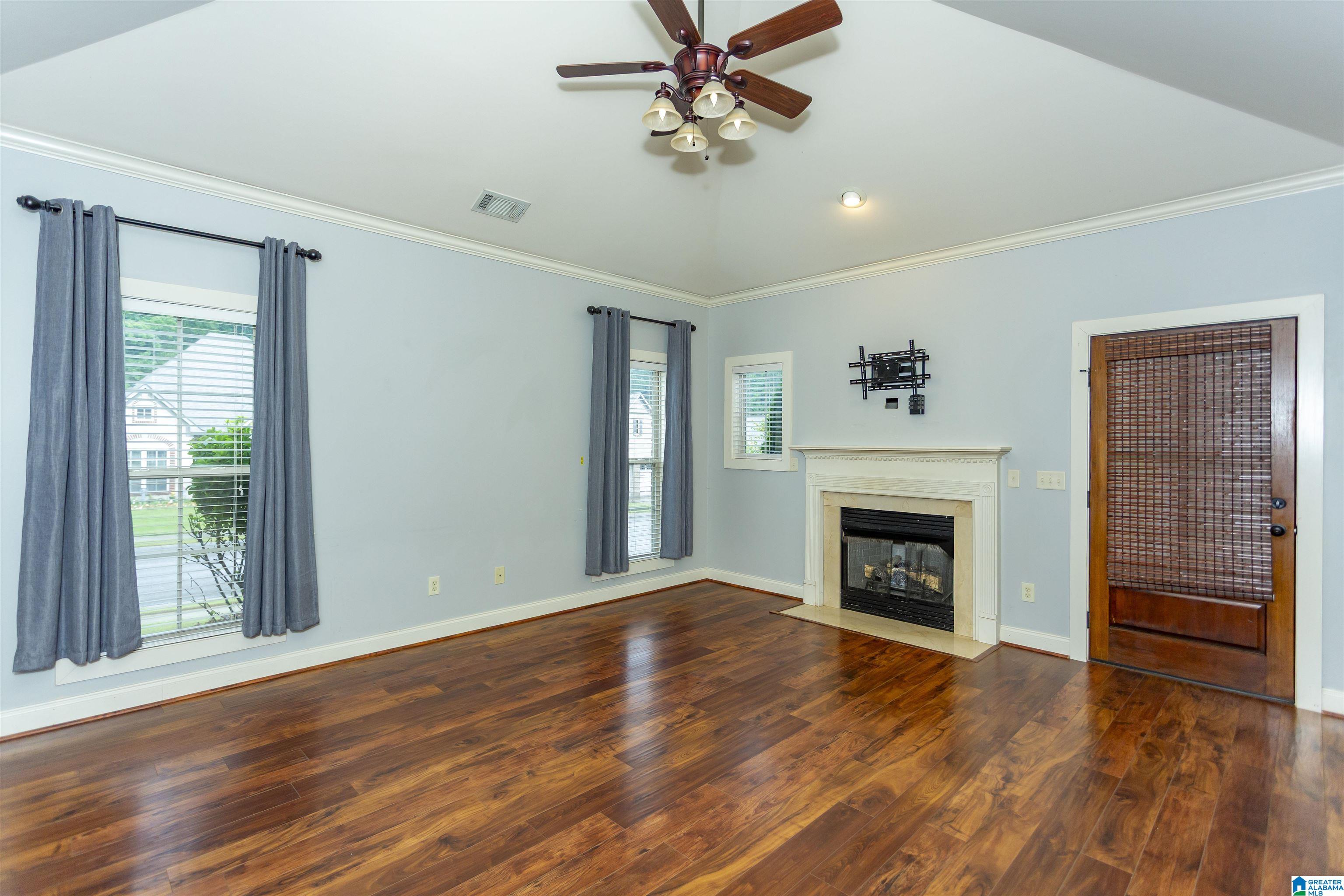 1120 Weybridge Way Pelham, AL 35124 - Photo 5 of 56