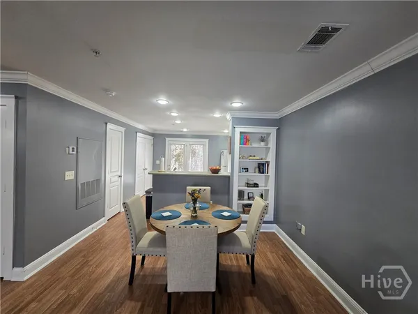 $275,000 | 490 Barnett Shoals, Unit 205, Athens, GA 30605