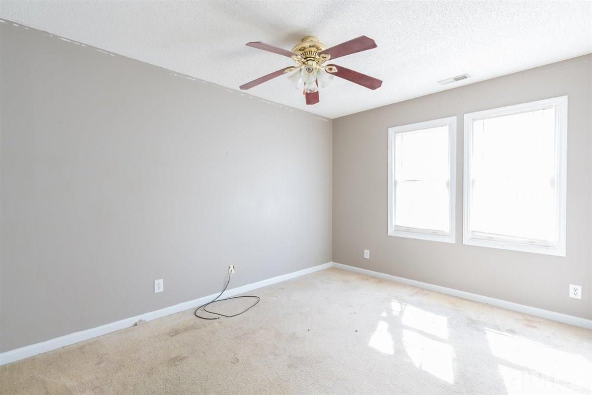 5533 Centipede Trail Raleigh, NC 27610 - Photo 11 of 25 Gallery Image 11