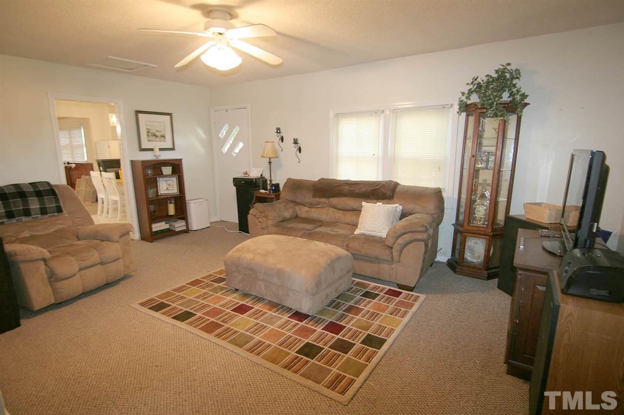 6875 Benson Hardee Road Benson, NC 27504 - Photo 8 of 25