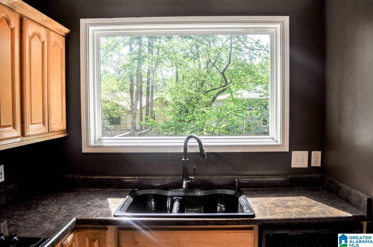 527 Oxmoor Road Birmingham, AL 35209 - Photo 8 of 50