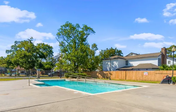 $1,190 | 8210 Bauman Road, Unit 28, Houston, TX 77022