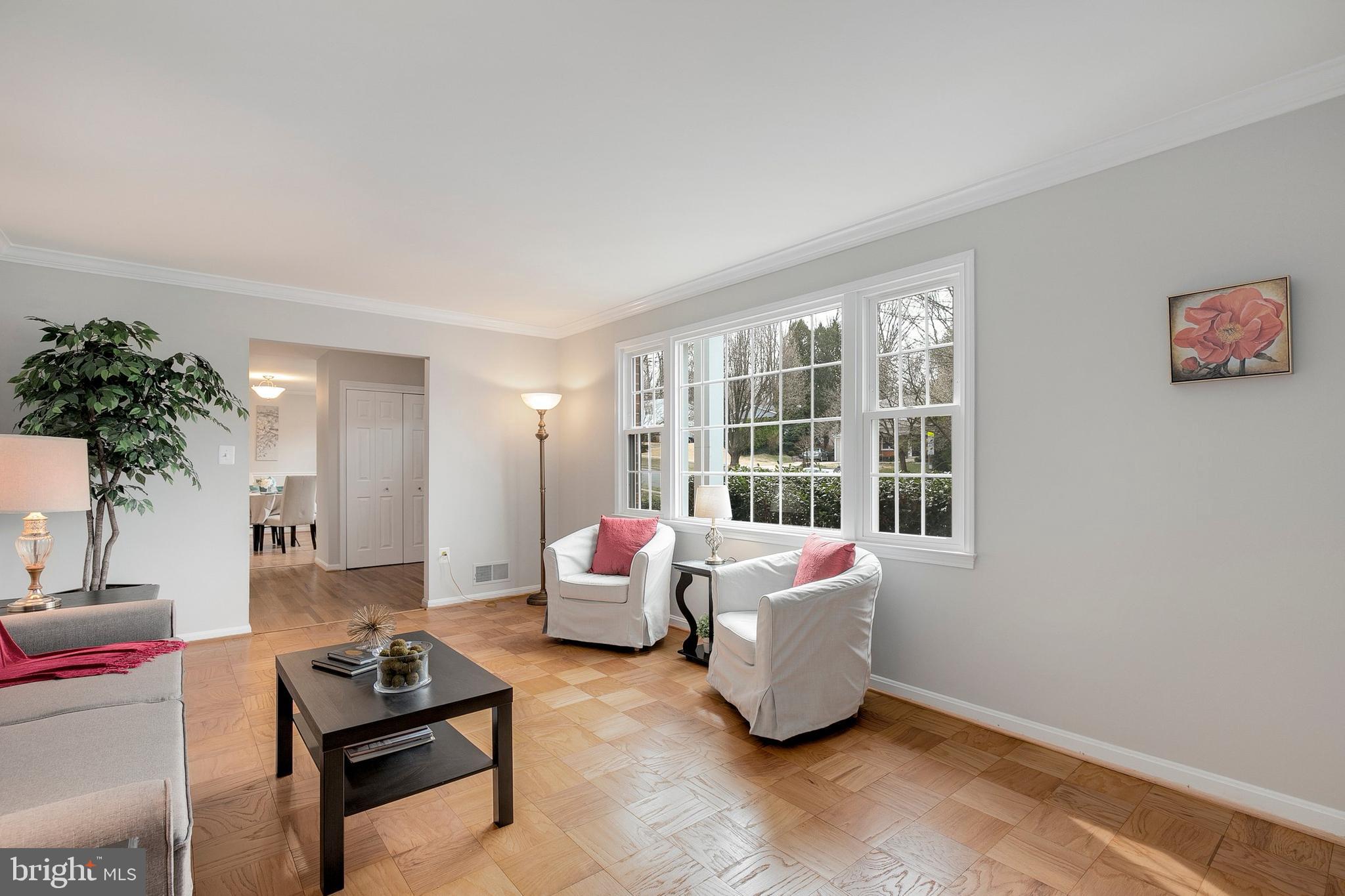 6803 Sydenstricker Road Springfield, VA 22152 - Photo 4 of 42