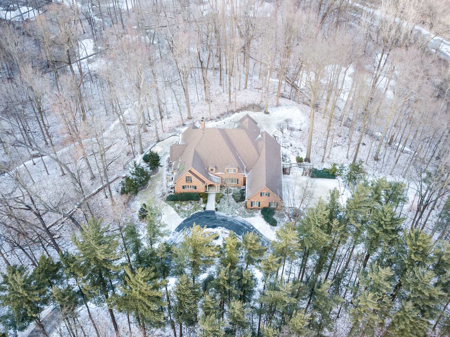 13910 Spring Hollow Road Fort Wayne, IN 46814 - Photo 3 of 35