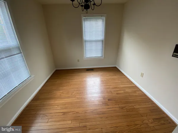 $3,600 | 7429 Salford Court, Alexandria, VA 22315