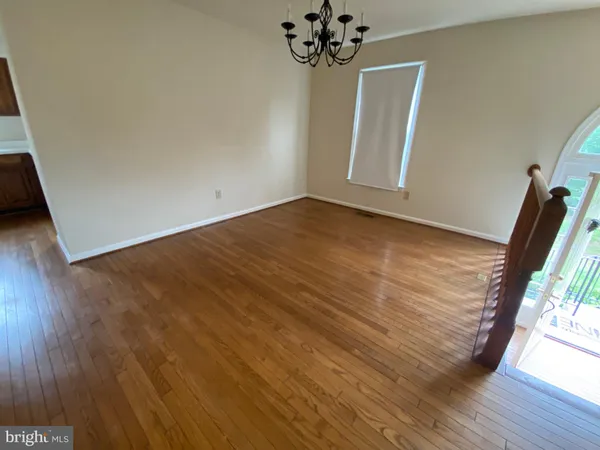 $3,600 | 7429 Salford Court, Alexandria, VA 22315