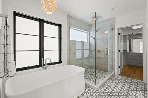 $3,000,000 | 802 Pressler Street, Austin, TX 78703