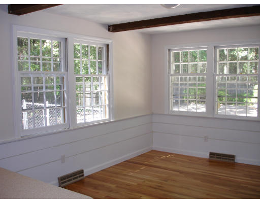 14 Plain Road Westford, MA 01886 - Photo 11 of 22 Gallery Image 11