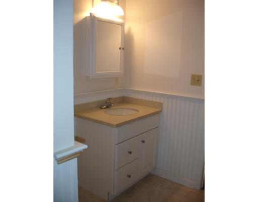 14 Plain Road Westford, MA 01886 - Photo 13 of 22 Gallery Image 13
