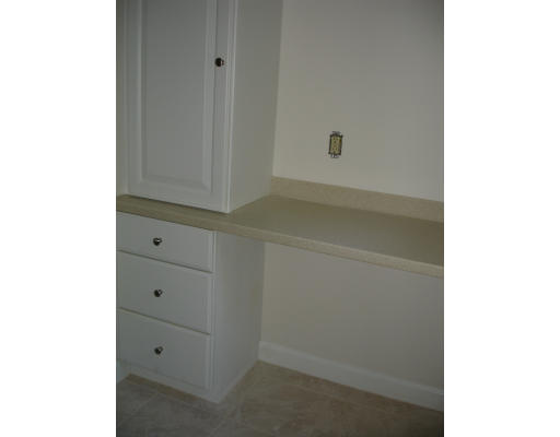 14 Plain Road Westford, MA 01886 - Photo 16 of 22 Gallery Image 16