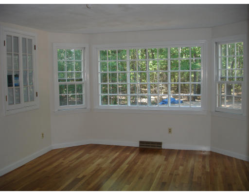 14 Plain Road Westford, MA 01886 - Photo 3 of 22 Gallery Image 3