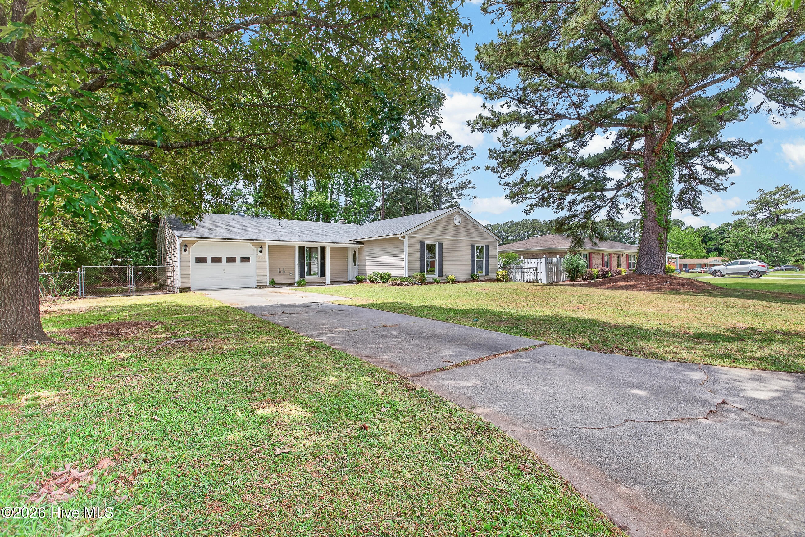 1103 Brynn Marr Road Jacksonville, NC 28546 - Photo 4 of 32 01-2