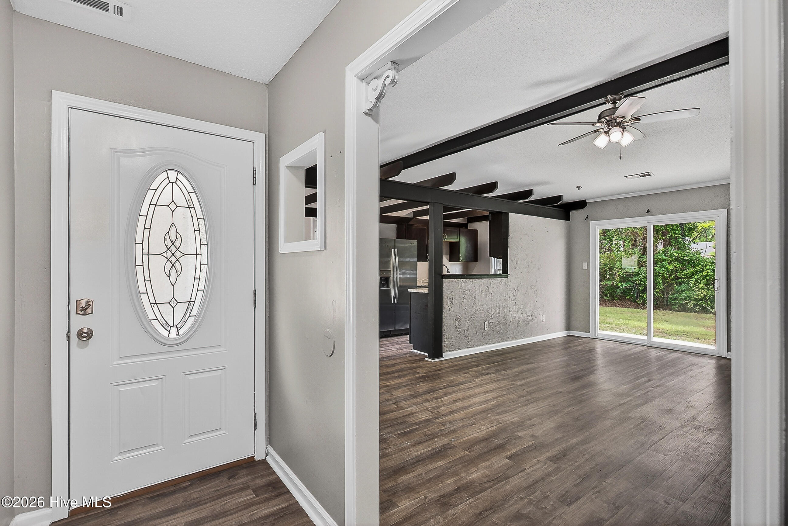 1103 Brynn Marr Road Jacksonville, NC 28546 - Photo 5 of 32 01-6
