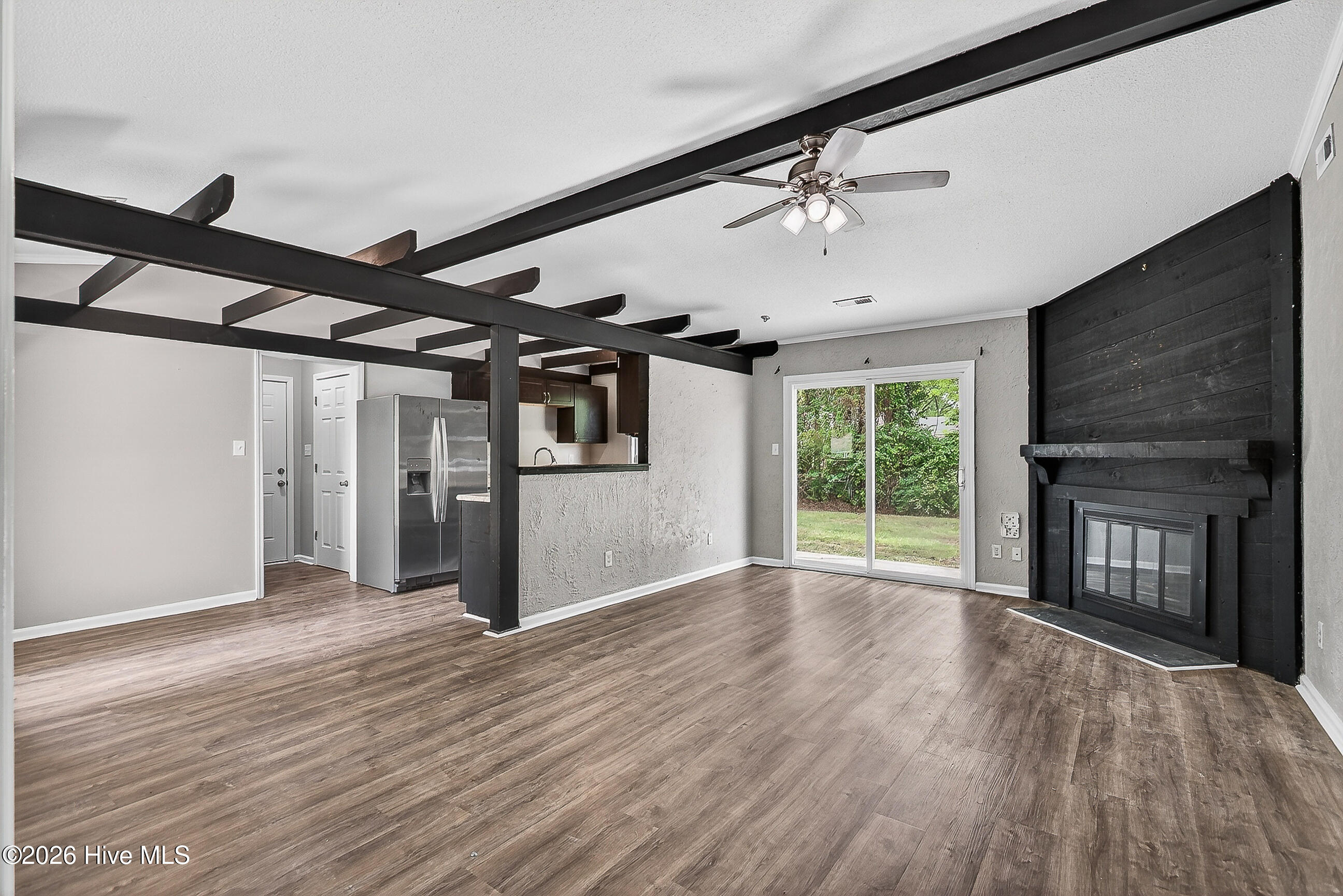 1103 Brynn Marr Road Jacksonville, NC 28546 - Photo 8 of 32 01-7
