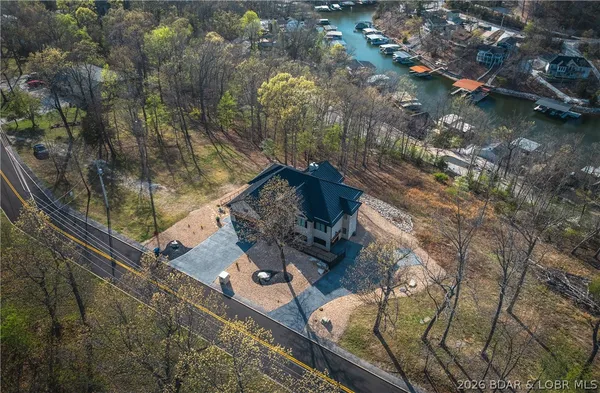 $840,000 | 674 Lazy Days Road, Osage Beach, MO 65065