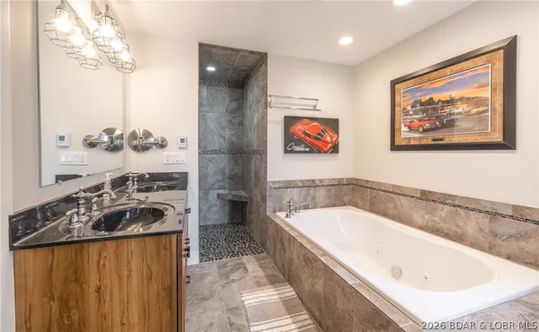 $840,000 | 674 Lazy Days Road, Osage Beach, MO 65065