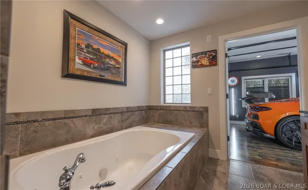 $840,000 | 674 Lazy Days Road, Osage Beach, MO 65065