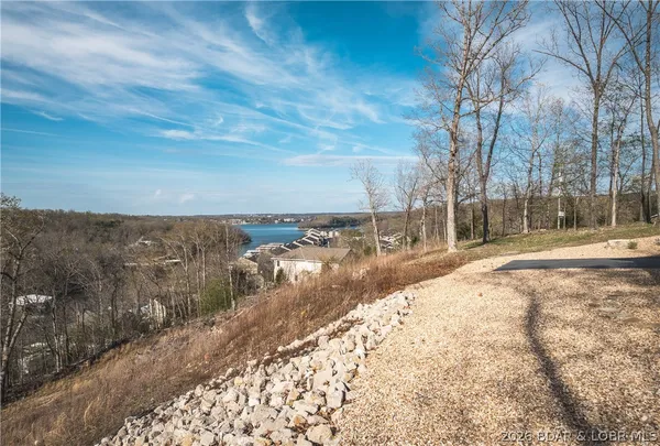 $840,000 | 674 Lazy Days Road, Osage Beach, MO 65065