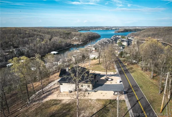 $840,000 | 674 Lazy Days Road, Osage Beach, MO 65065