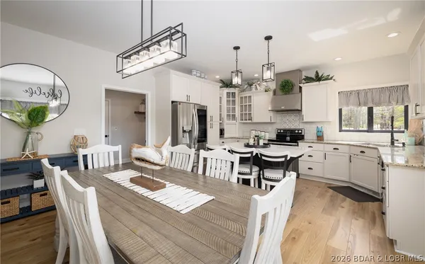 $840,000 | 674 Lazy Days Road, Osage Beach, MO 65065