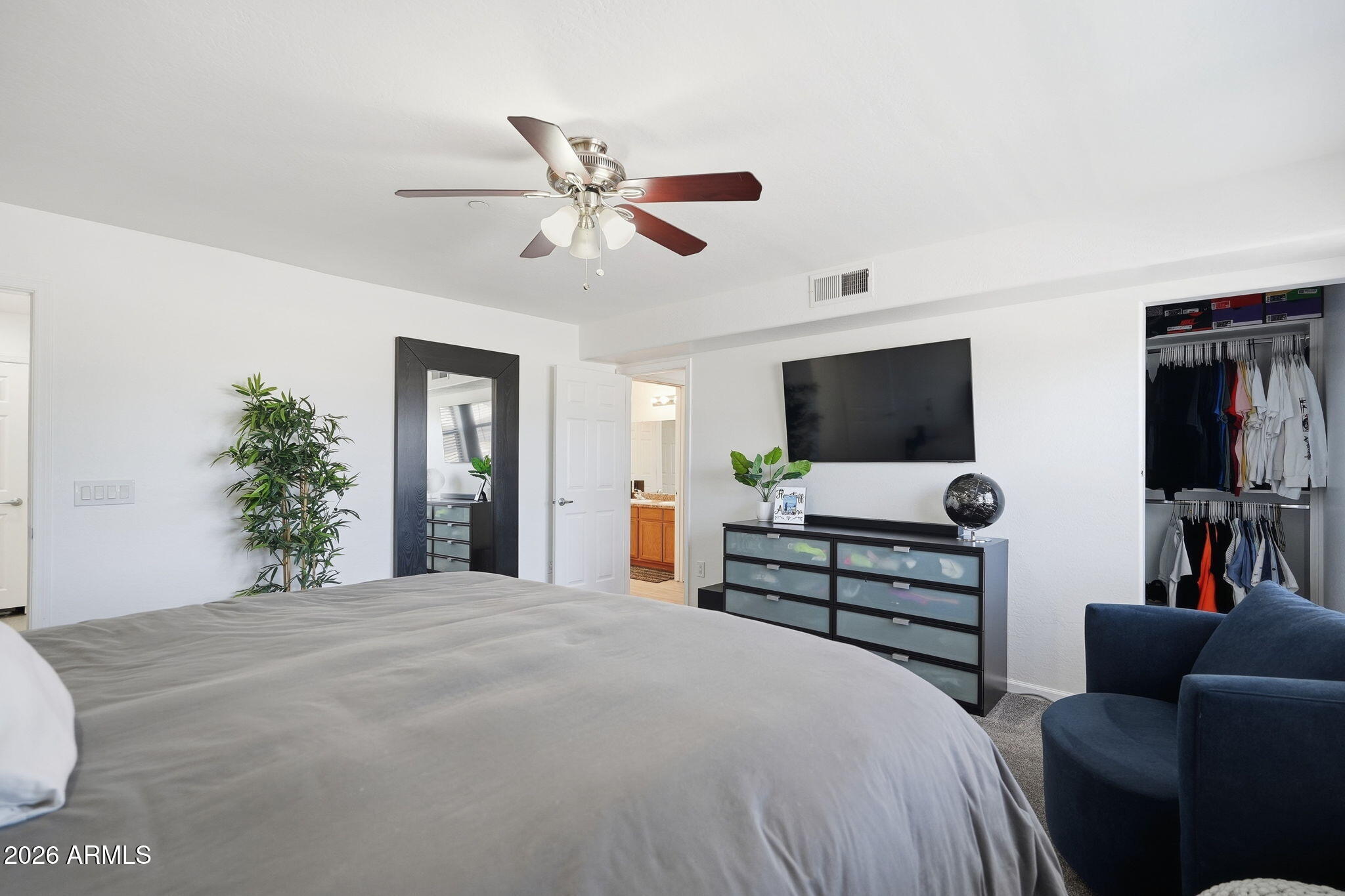 2929 North 39th Street, Unit 6 Phoenix, AZ 85018 - Photo 18 of 31 Primary Bedroom