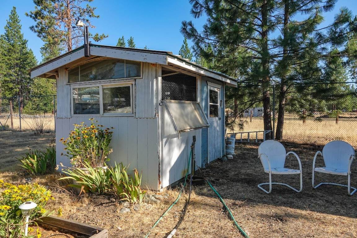 323 Greenview Road Greenview, CA 96037 - Photo 34 of 49 Gallery Image 34