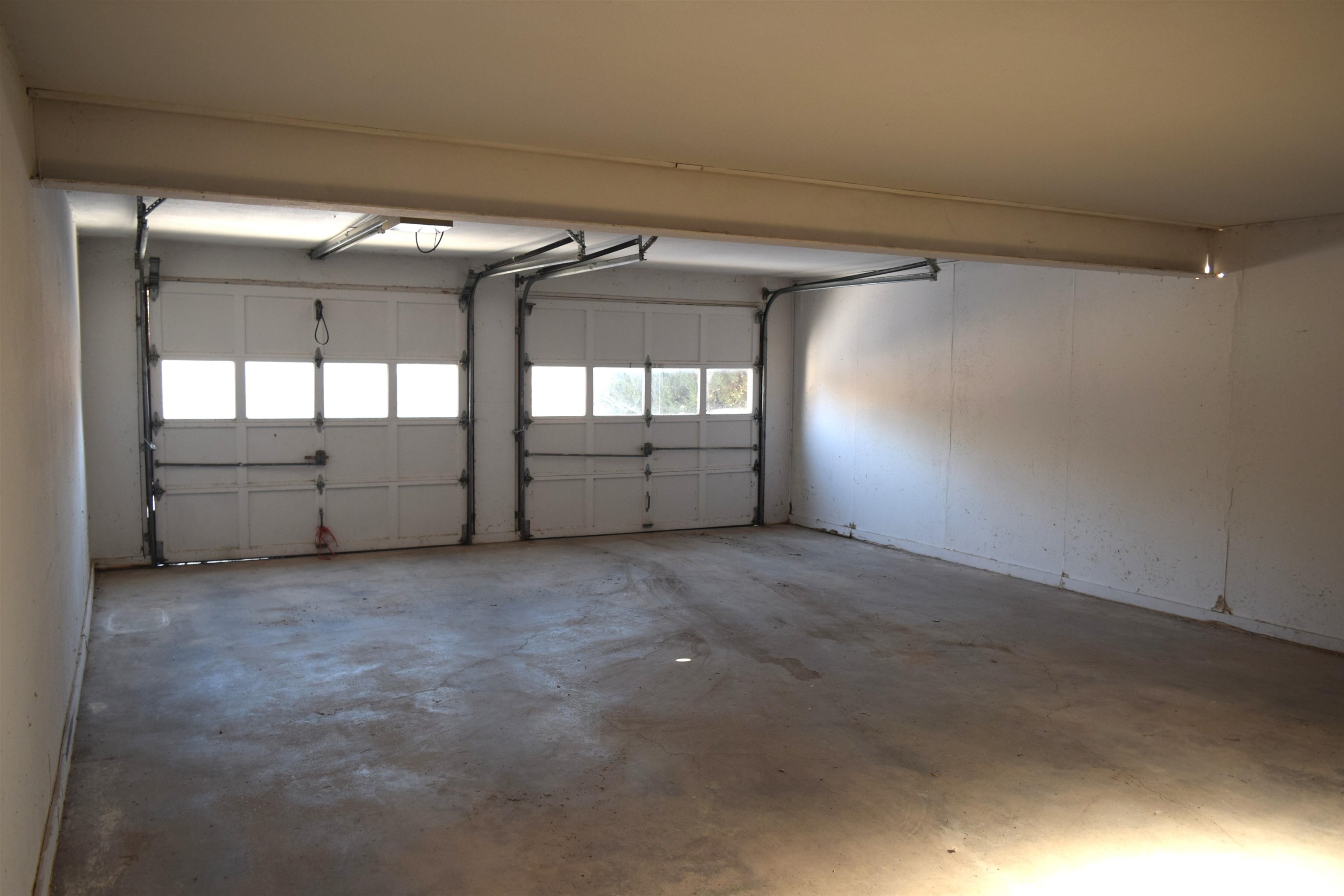 4399 44 Road De Beque, CO 81630 - Photo 22 of 31 an empty room with windows