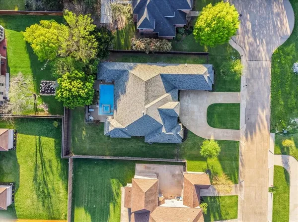 $899,000 | 924 Joe Boy Court, DeSoto, TX 75115