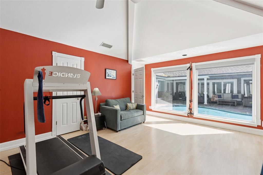 7221 Pleasant View Drive Dallas, TX 75231 - Photo 24 of 37 Office or Game Room