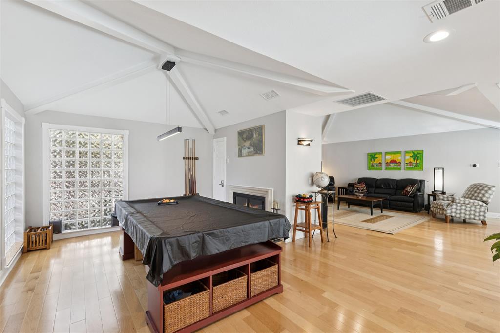 7221 Pleasant View Drive Dallas, TX 75231 - Photo 9 of 37