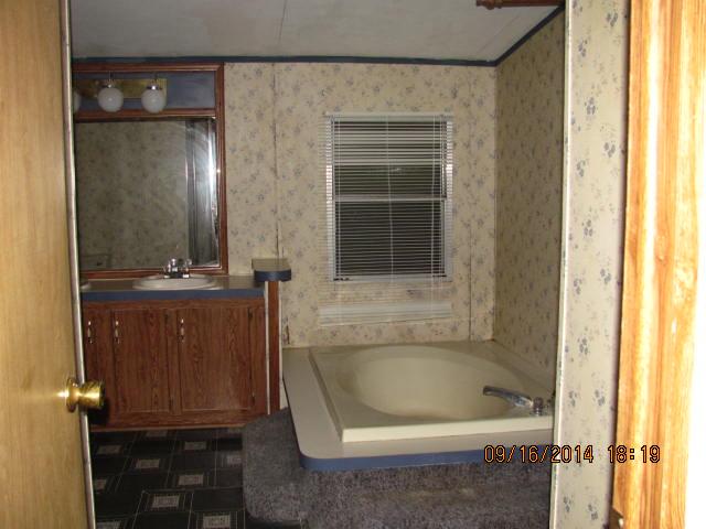 700 Old Hohenwald Road Linden, TN 37096 - Photo 9 of 13 Gallery Image 9