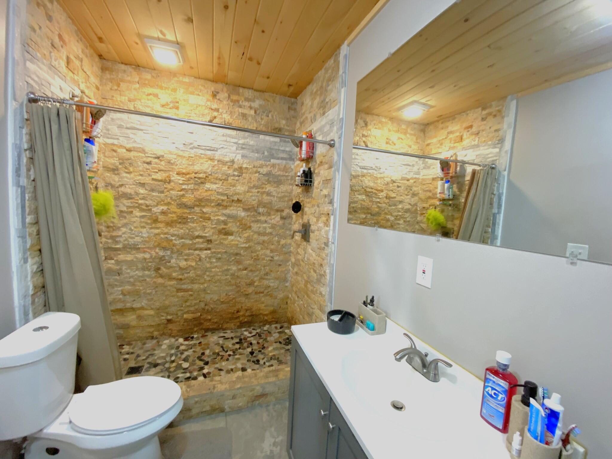 1449 North Roscommon Road Roscommon, MI 48653 - Photo 17 of 83 Gallery Image 17