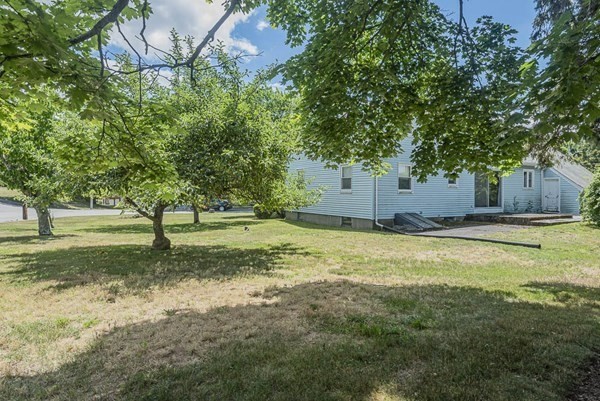 45 Norfolk Road Braintree, MA 02184 - Photo 3 of 39 Gallery Image 3