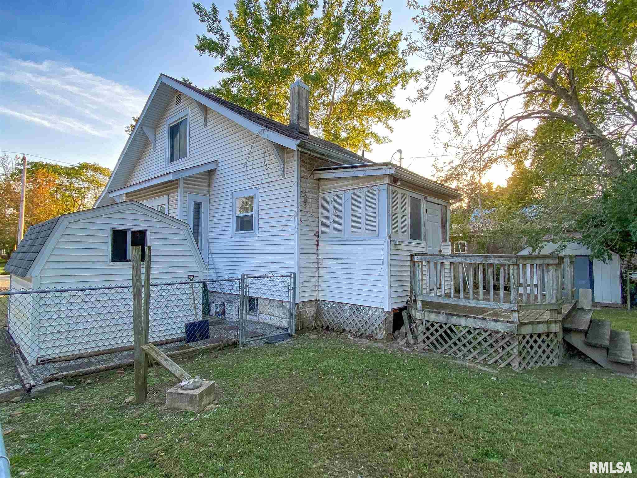 210 West 7th Street Flora, IL 62839 - Photo 4 of 49 Gallery Image 4