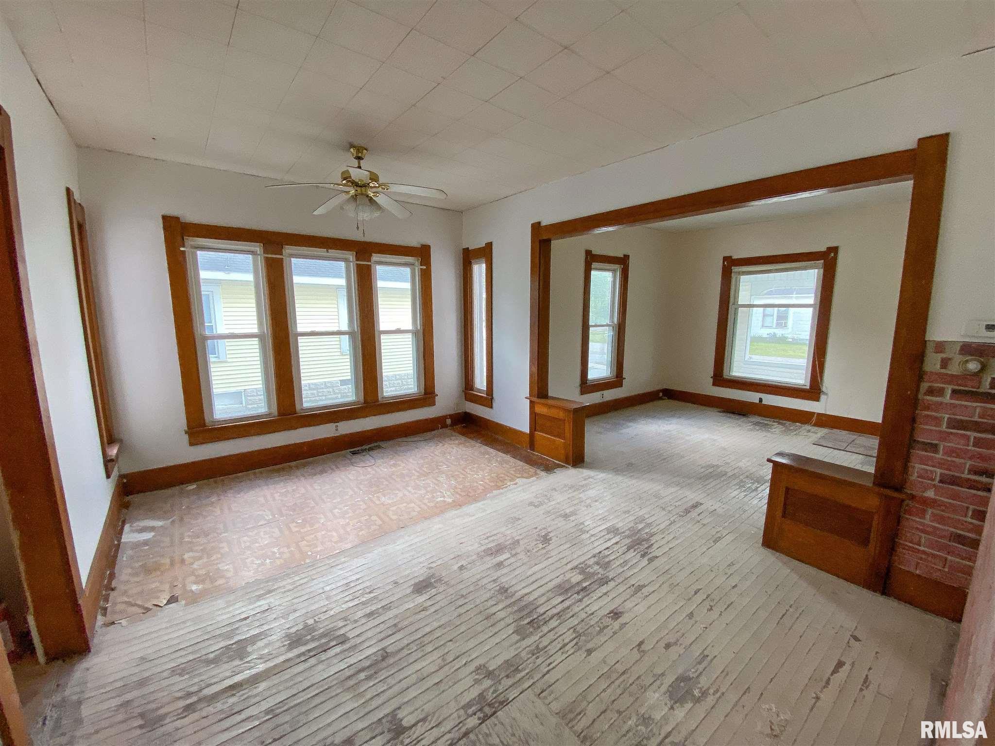 210 West 7th Street Flora, IL 62839 - Photo 47 of 49 Gallery Image 47