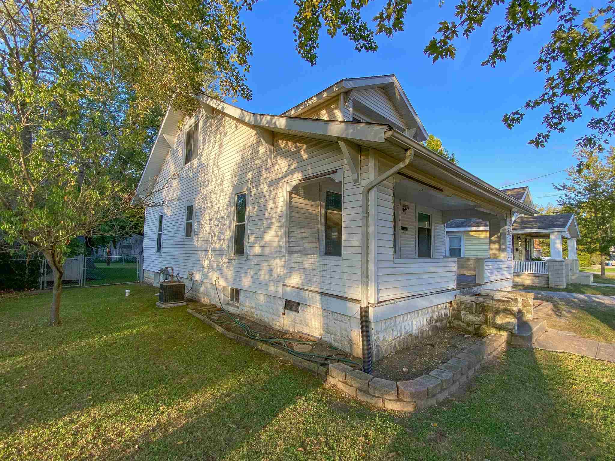 210 West 7th Street Flora, IL 62839 - Photo 7 of 49 Gallery Image 7