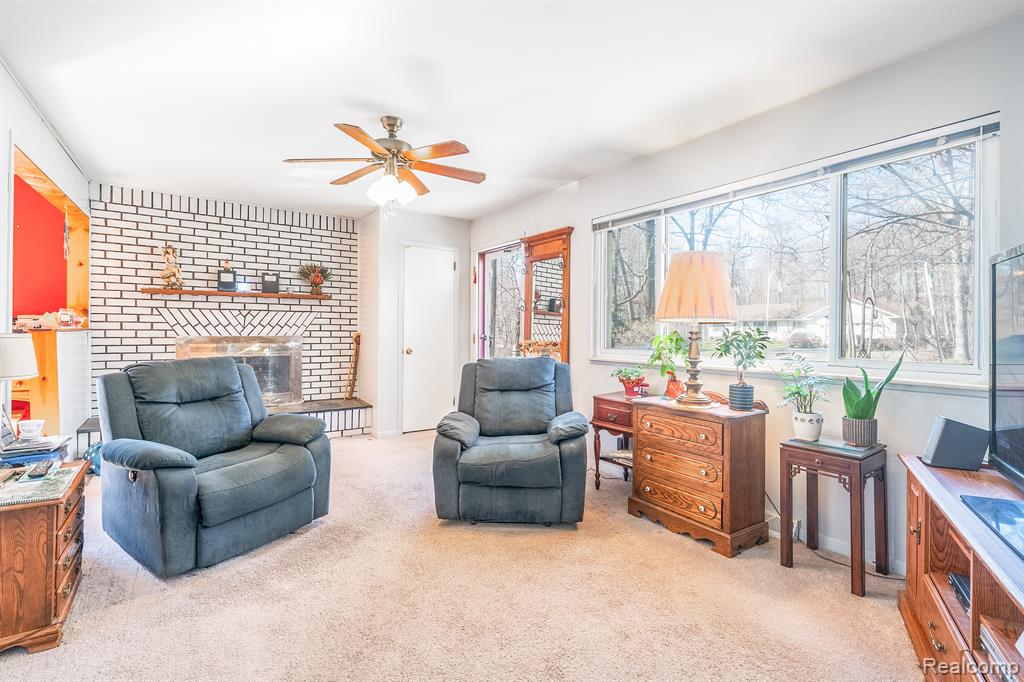 22293 Bohn Road Belleville, MI 48111 - Photo 3 of 20
