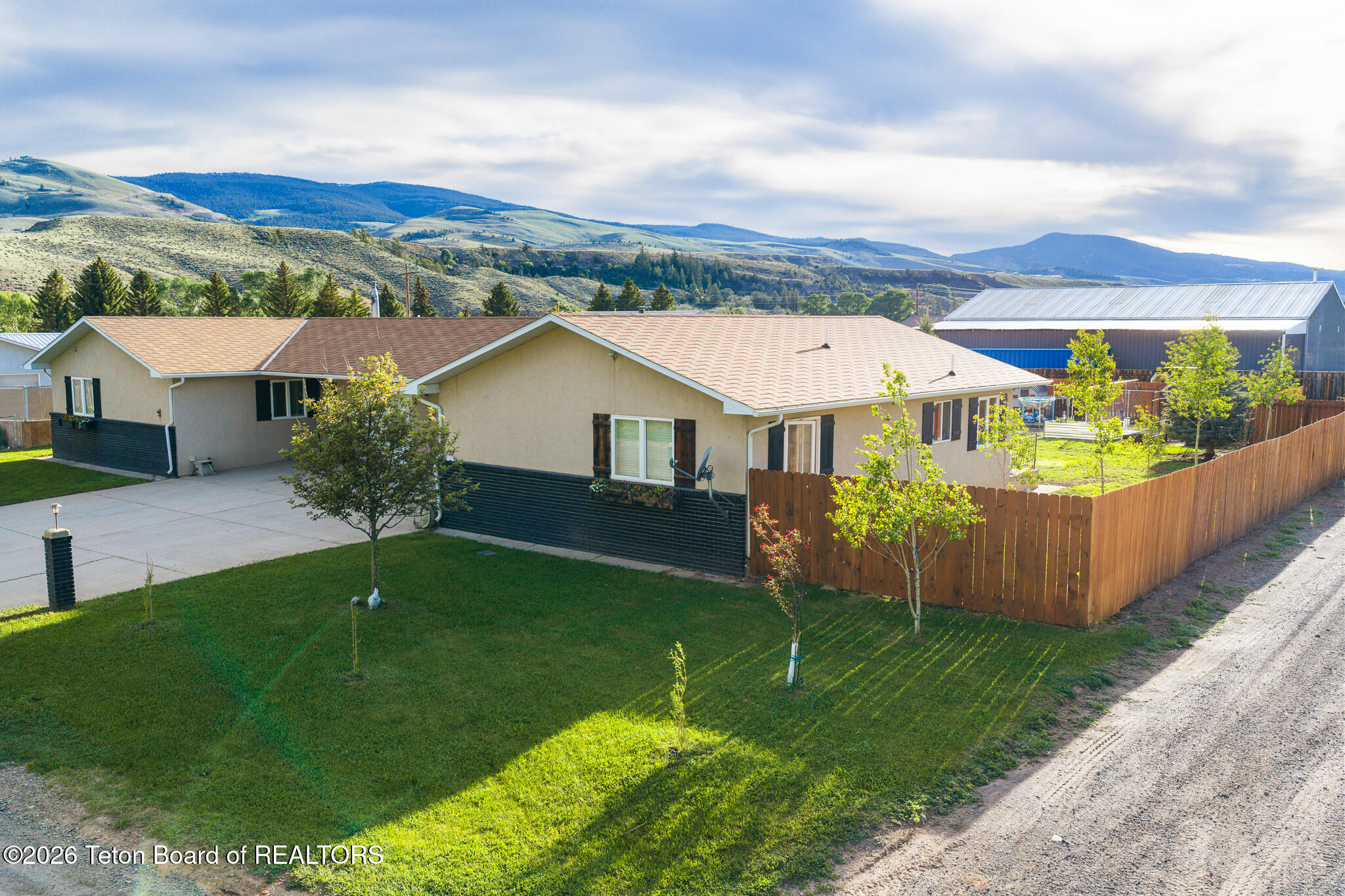 102 Taylor Creek Road Dubois, WY 82513 - Photo 4 of 30 20