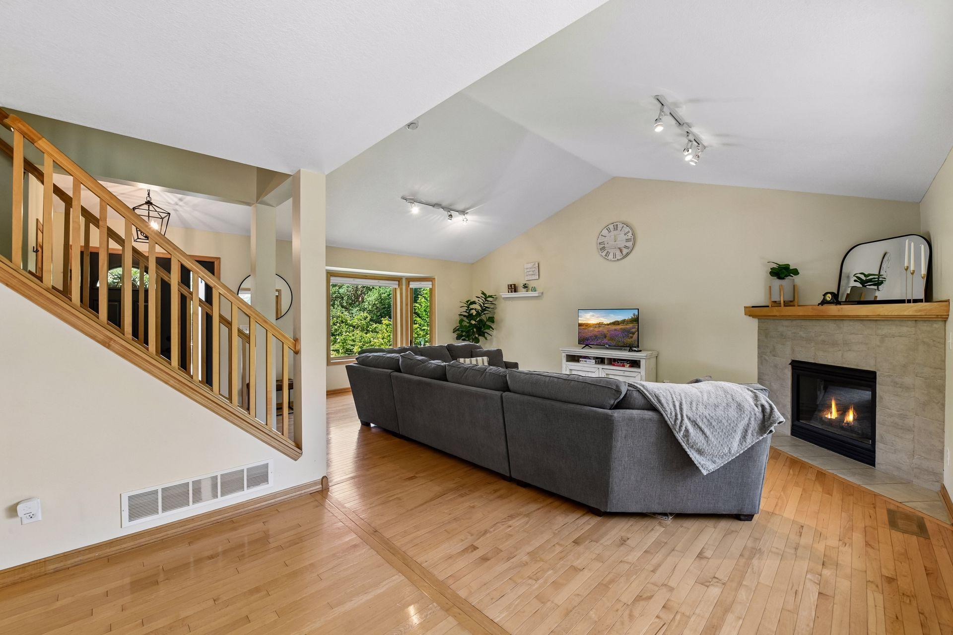 4208 Walnut Road St. Bonifacius, MN 55375 - Photo 7 of 37