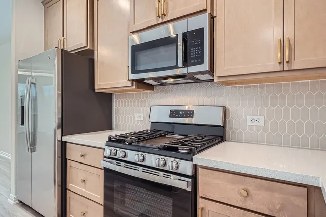 $2,250 | 14005 Edna Maxine Walk, Del Valle, TX 78617