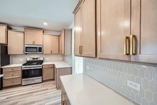 $2,250 | 14005 Edna Maxine Walk, Del Valle, TX 78617