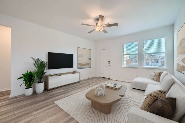 $2,250 | 14005 Edna Maxine Walk, Del Valle, TX 78617