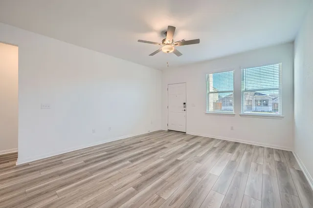 $2,250 | 14005 Edna Maxine Walk, Del Valle, TX 78617