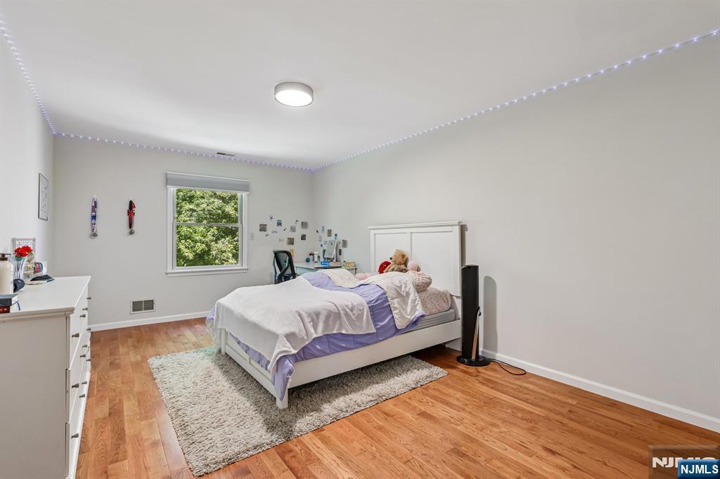 40 Rio Vista Drive Allendale, NJ 07401 - Photo 27 of 33