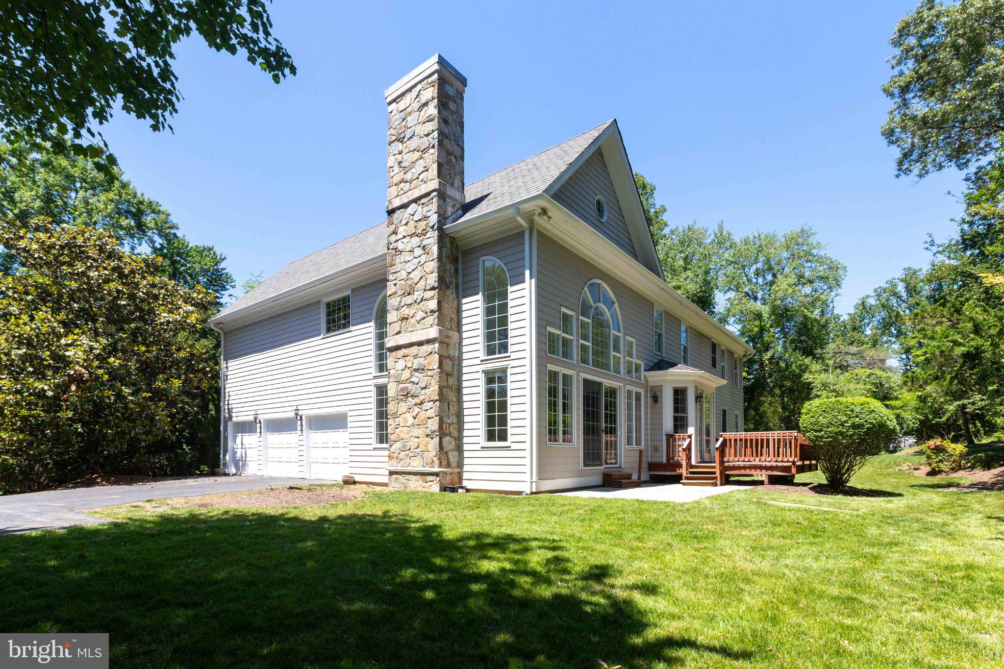 7009 Persimmon Tree Road Bethesda, MD 20817 - Photo 58 of 63 Exterior - Perfect for Indoor and Outdoor Living